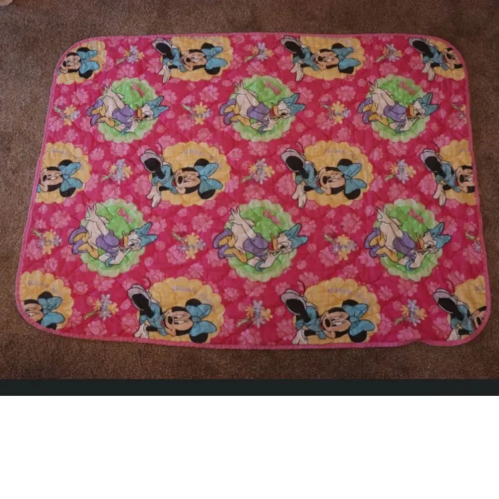 Vintage Disney Minnie Daisy Duck Pink Throw Blanket 54x41 Soft Cozy Girls